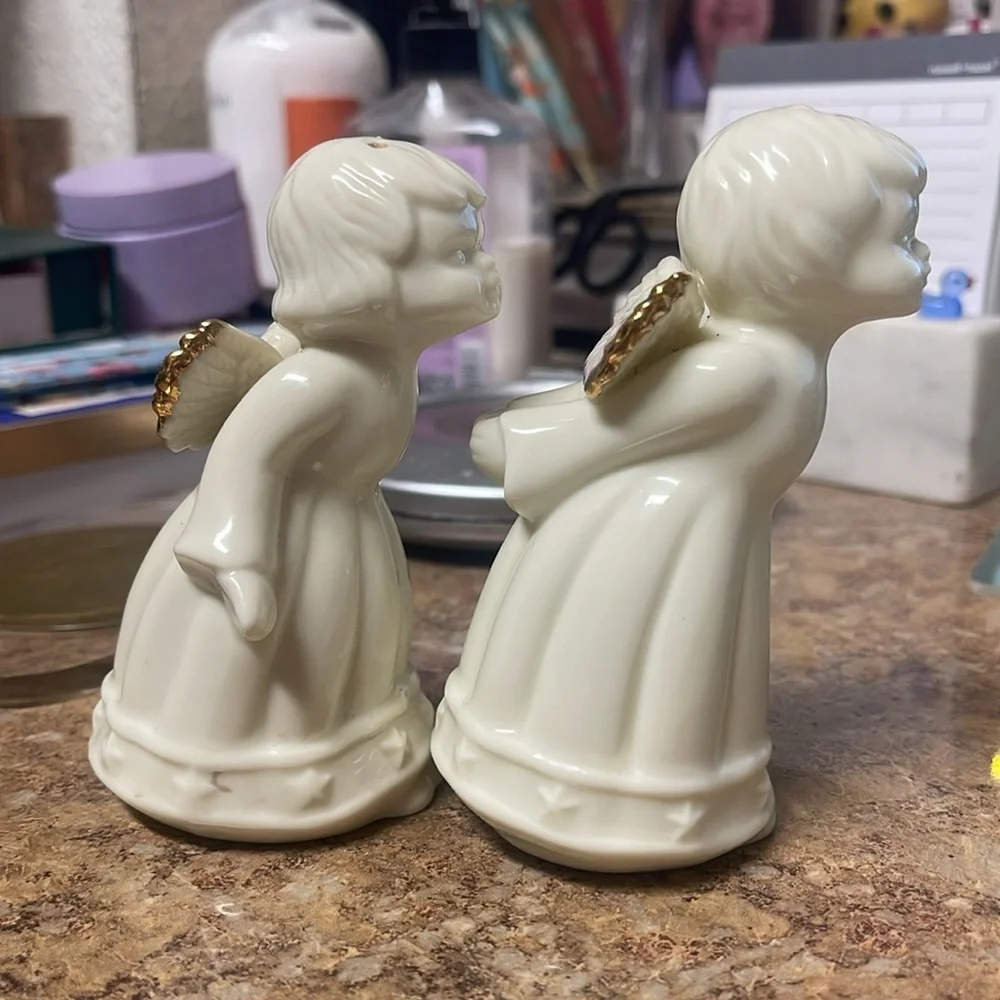 Formalities by Baum Brothers Kissing Angel Salt & Pepper Set